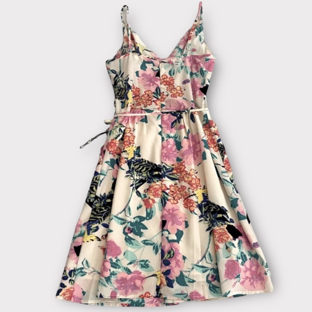 Yumi Kim Women’s Daybreak Floral Dress XS A Line Tie Waist Dainty Feminine NWOT